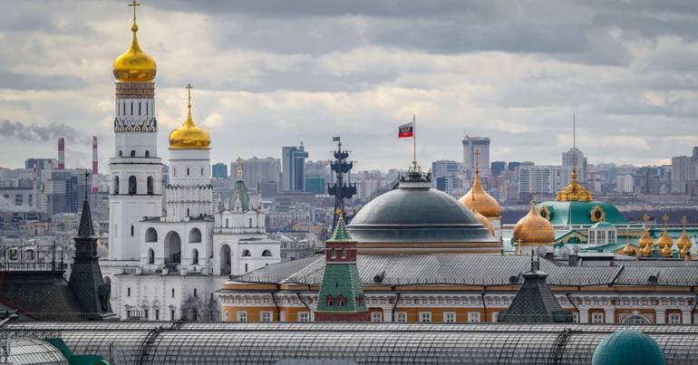 Kyiv attacks Moscow with 650 drones this morning