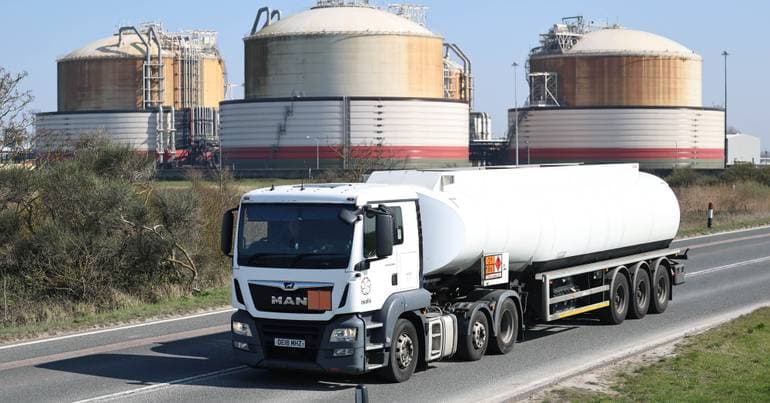 Natural gas price rises more than 4% and exceeds 54 euros