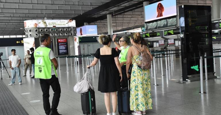 Catania Airport reopens after alert level reduction