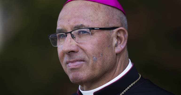 Patriarch calls for peace and the defence of people's dignity