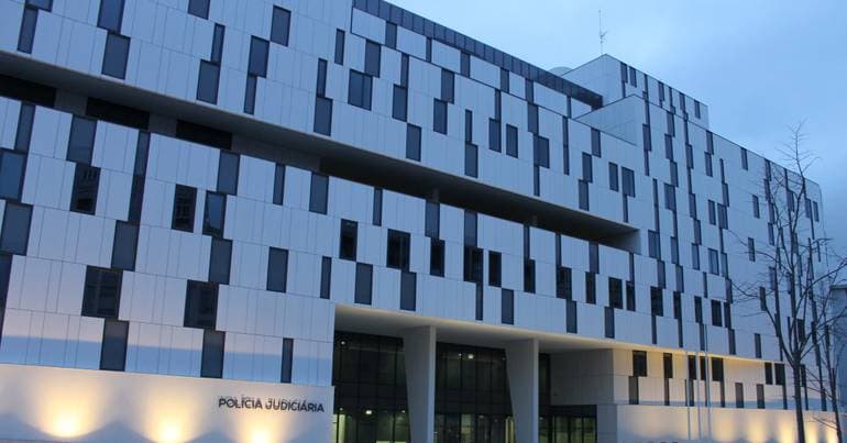 Suspect in killing of woman on Avenida de Ceuta arrested