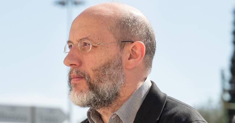 Livre questions Government regarding Salesianos canteen