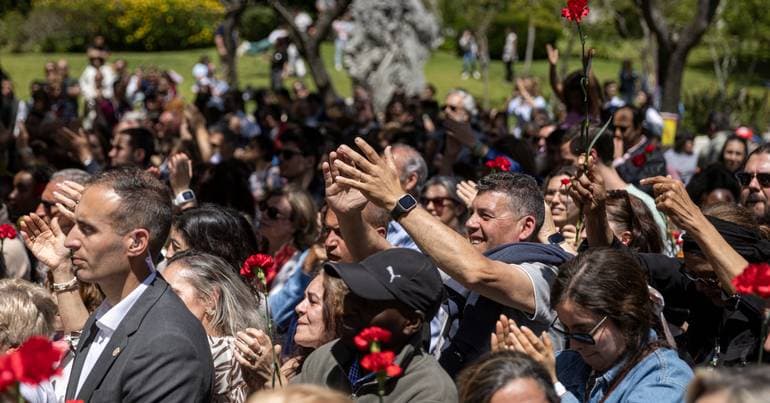 April festivities in Lisbon with music and comedy