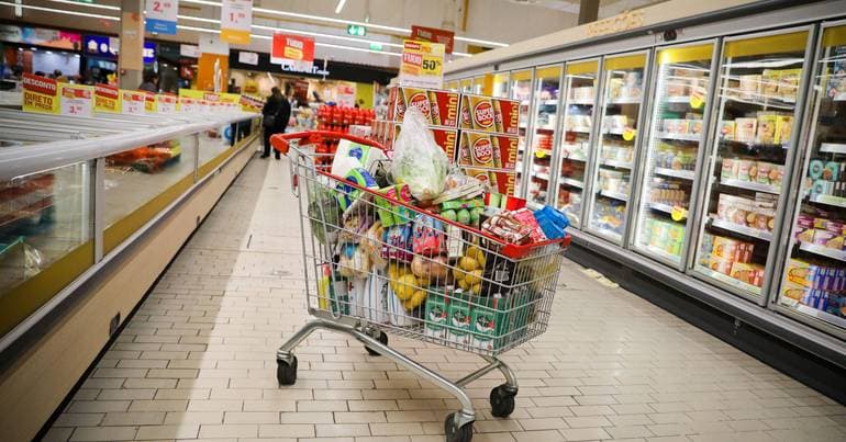 Food basket price rises slightly to 254.40 euros