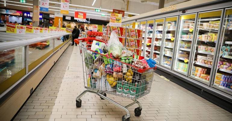 Food basket price rises again to 261.89 euros