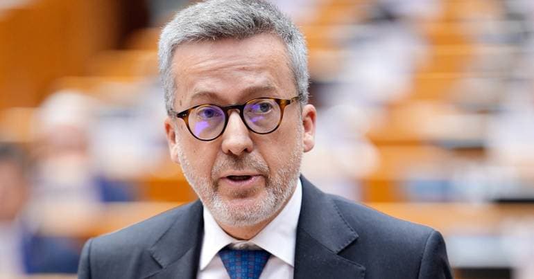 Moedas asks the EU for help: "It is no longer possible to afford housing"