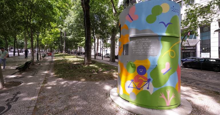Lisbon with “More Air to Live”
