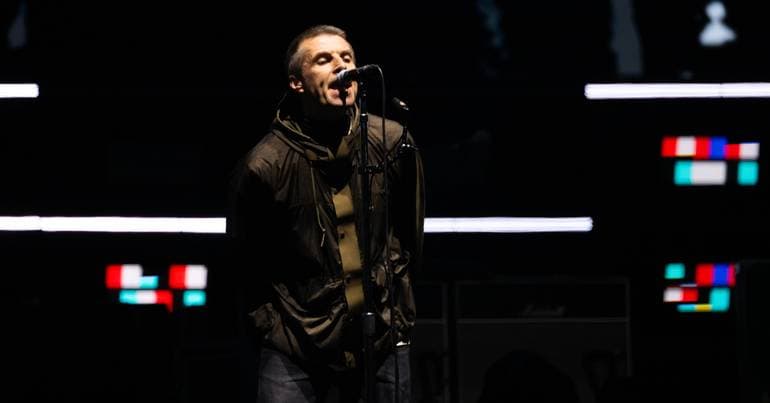 Oasis return to the stage in 2027
