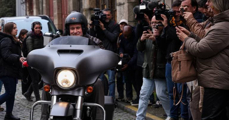 Second round? Admiral 'will do whatever the Portuguese want'