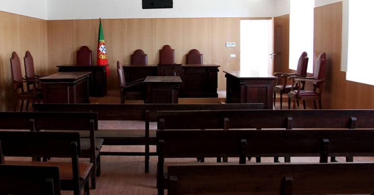 Homem condenado a cinco anos de prisão por abuso de menor