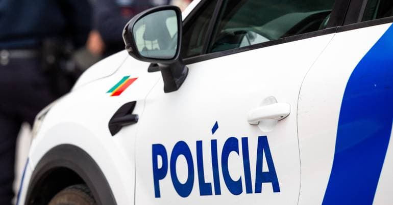 Arrest warrant suspended due to judicial holidays