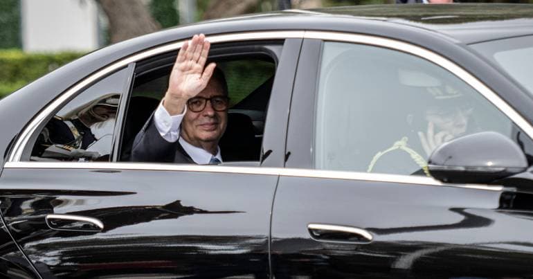 The images of the day Seguro assumed the Presidency