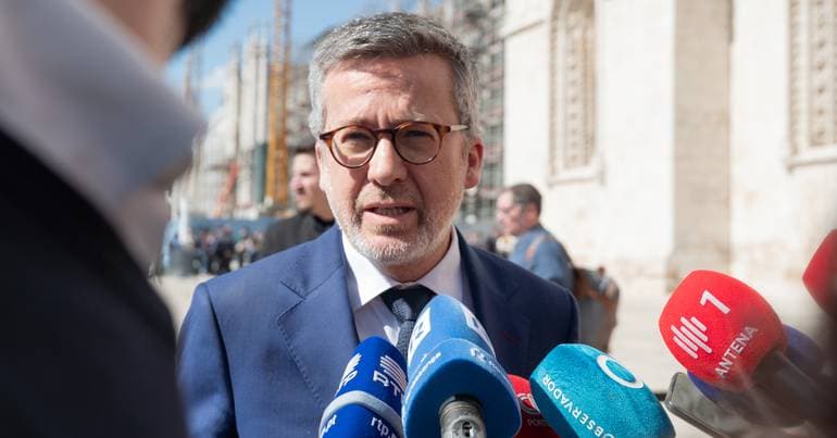 Moedas does not remove councillor accused of embezzlement by the Public Prosecutor's Office