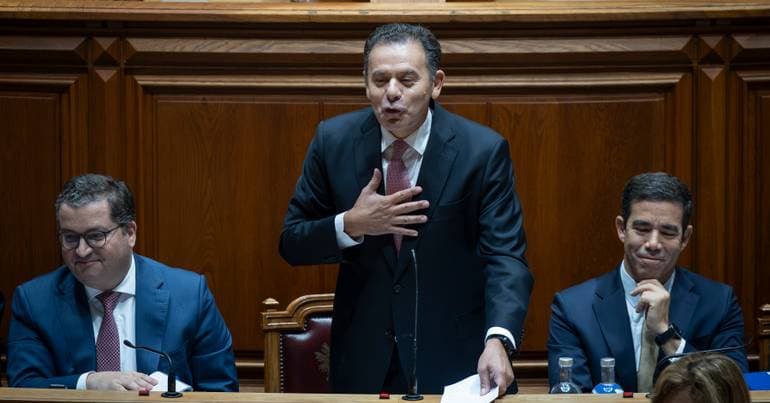 Ventura and Montenegro trade accusations in Parliament