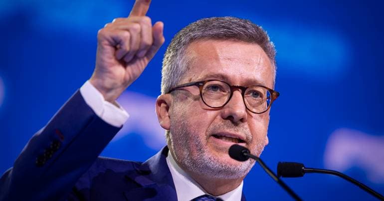 Moedas: decentralisation in Education was a "brutal mistake"