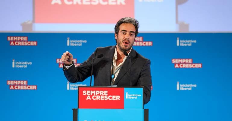 Montenegro will have to rethink the continuity of Luís Neves