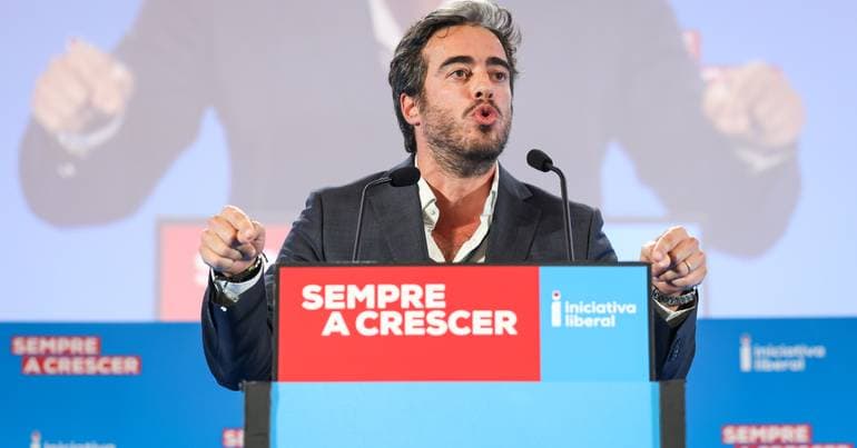 Mário Amorim Lopes (IL) pledges support for Seguro in the second round