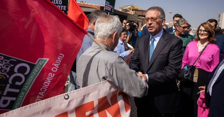 Seguro meets with social partners to promote agreement