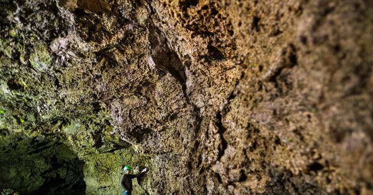 Human DNA over 2,000 years old found in caves