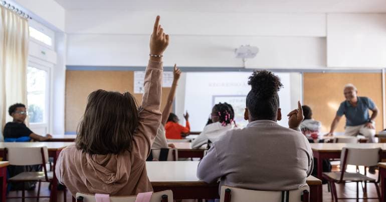 Esposende creates a €100 voucher per student