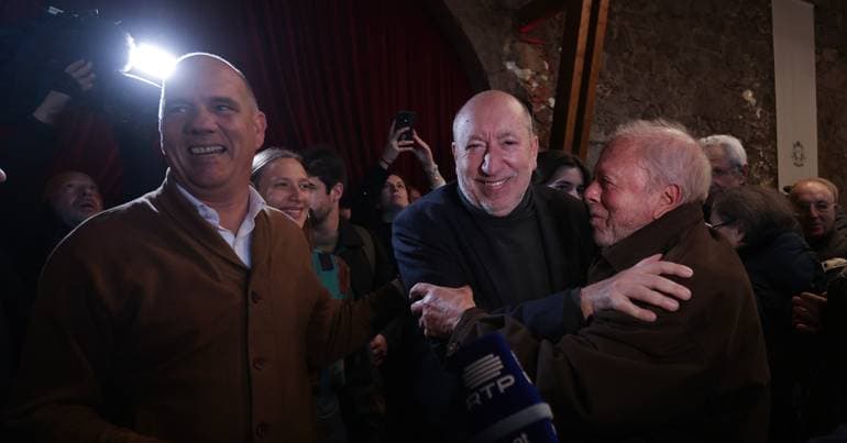 António Filipe makes a final push to hold on