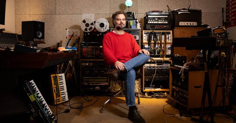 Benjamim: anthropologist, producer and musician who only wants songs