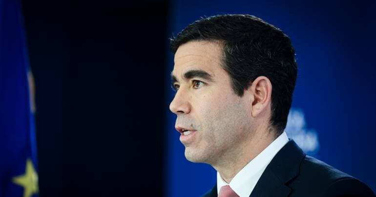 Government promises to announce further support in the coming days