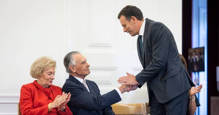 Montenegro marks "fitting tribute" to Cavaco Silva