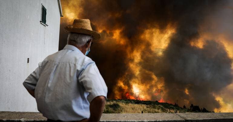 Man arrested for fire caused by burning of agricultural waste in Seia