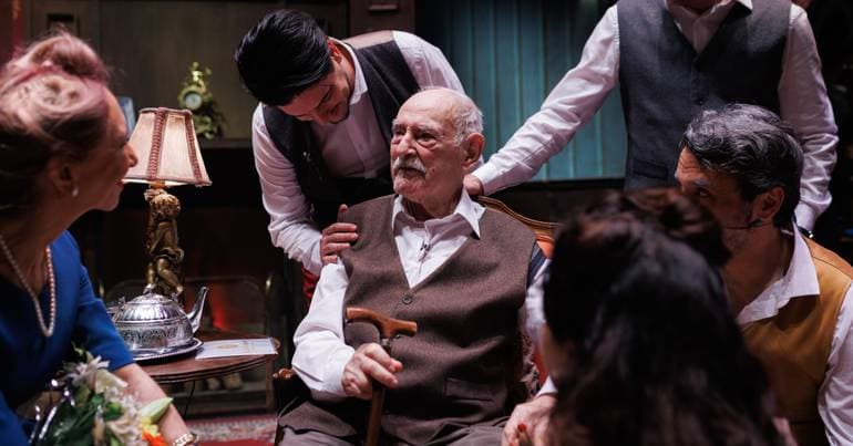 Behind the scenes of Ruy de Carvalho's return to the stage