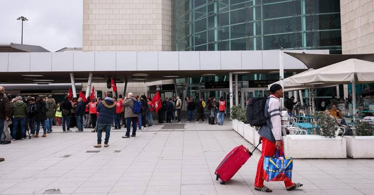 CSM manual limits migrant detention