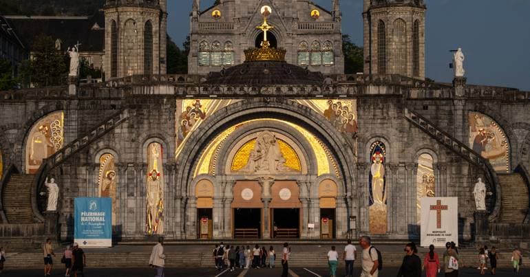 Pope in Fatima? Sanctuary does not consider removing Rupnik mural