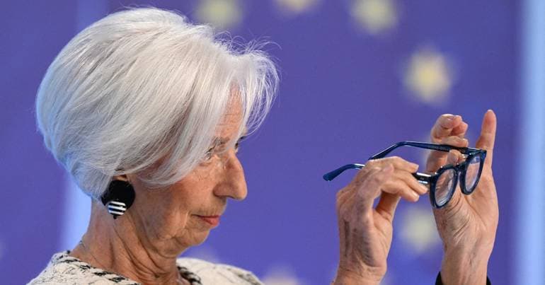 ECB: Interest rates may rise as early as June if oil prices do not fall