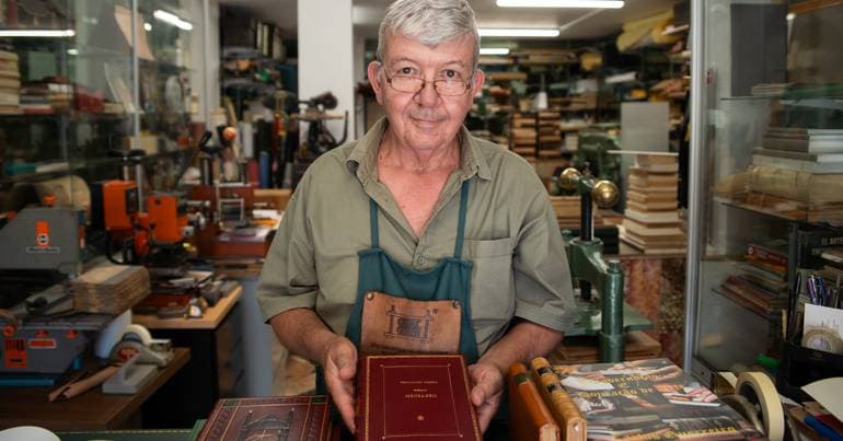 How Carlos Guerreiro keeps the craft of bookbinding alive