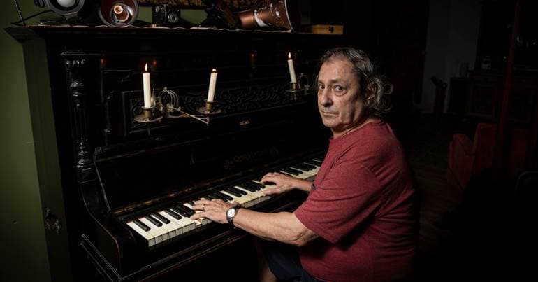 Jorge Palma wins Career Award at the PLAY awards