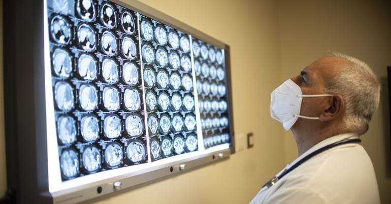 Cancer: Treatment tested with fewer chemotherapy doses