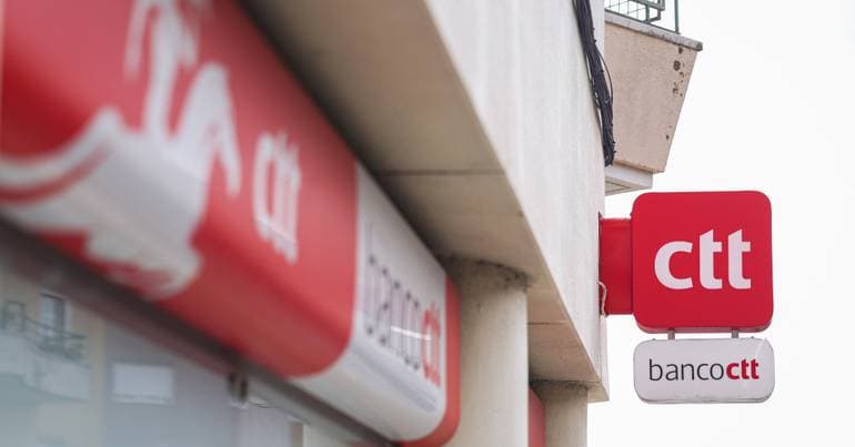 PS Member of Parliament questions Government regarding postal delays