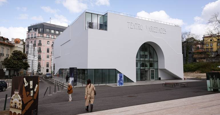Variedades and Capitólio theatres host over 40 shows