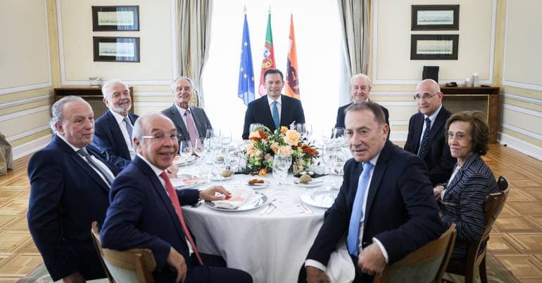 The 'madhouse' is back and has claimed another victim: Mendes