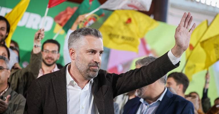 Pedro Nuno: "Montenegro is creating a problem for himself"
