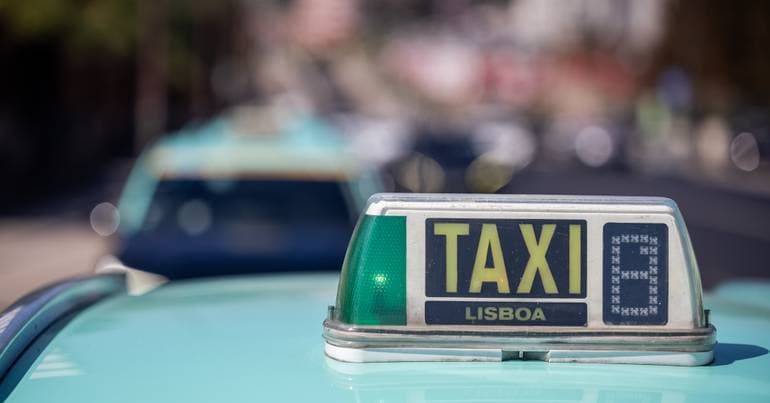 DECO questions the legality of fixed taxi fares in Lisbon