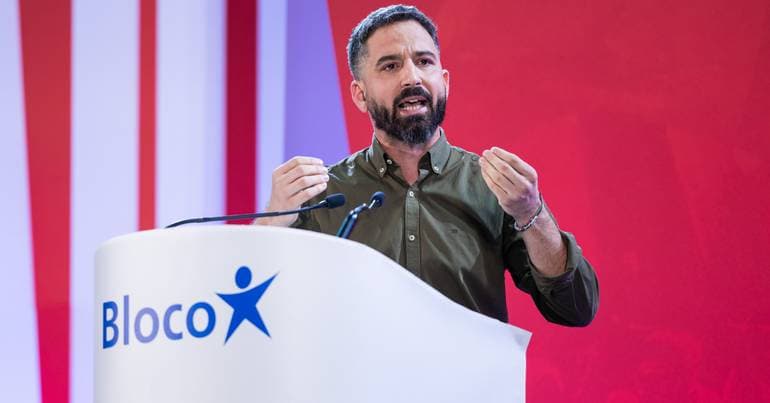 Gender. BE asks PSD to "search their conscience"