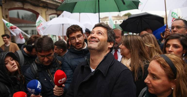 João, this country isn't for people who aren't right in the head