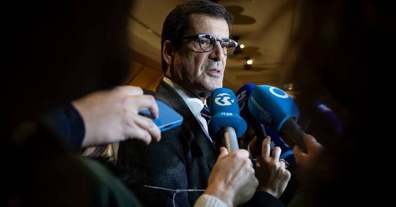 Rui Moreira announces he will vote for Seguro in the second round