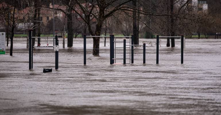 Long-distance trains between Porto and Lisbon suspended