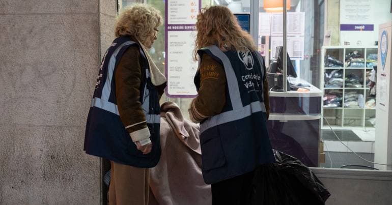 Overnight shelter in Lisbon now hosting 12 women