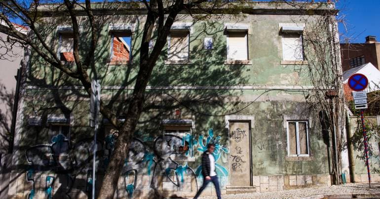 How an heir with 1% prevents a house from becoming a home