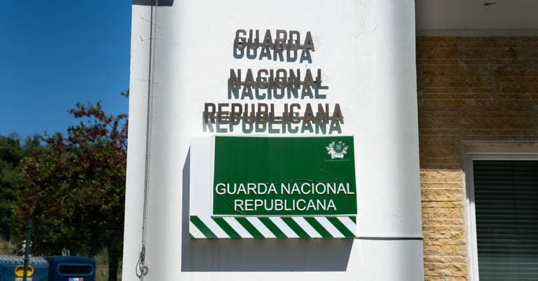 GNR arrests stepfather and mother of abandoned children in Fátima