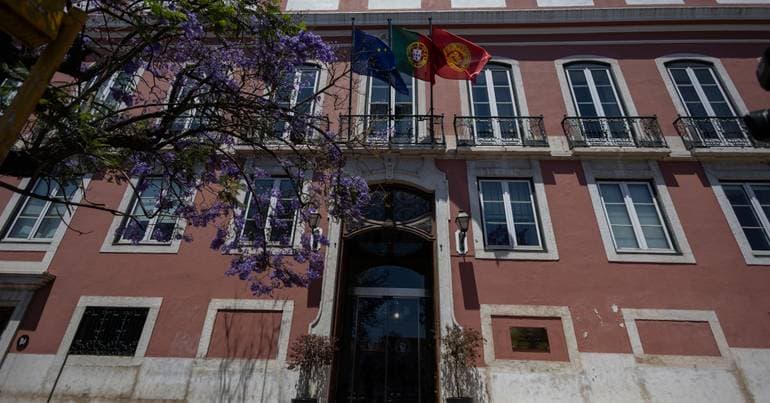 Hugo Pereira runs for the PS Algarve Federation