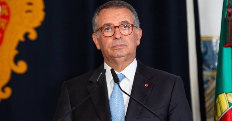 President enacts incentive scheme for NHS doctors